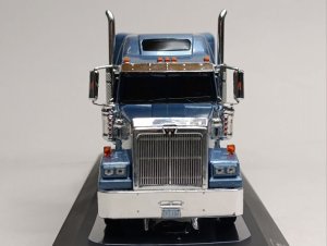 WESTERN STAR 4900 1997 ТЯГАЧ 1:43 IXO — фото 7