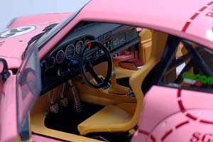 PORSCHE 911 RWB PING PIG SOPRANOS 1:18 SOLIDO — фото 2