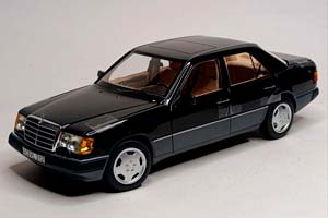 MERCEDES 230E 1990 (W124) BLACK 1:18 NOREV