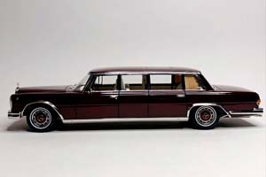 MERCEDES 600 LWB (W100) PULLMAN 1:18 NZG — фото 5