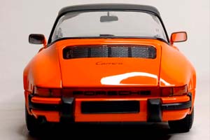 PORSCHE 911 CARRERA 3.2 TARGA -1983 ORANGE 1:18 — фото 7