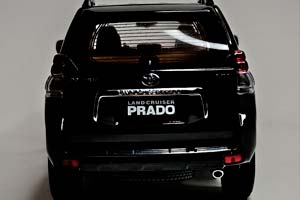 TOYOTA LAND CRUISER PRADO 150 BLACK 1:18 — фото 5