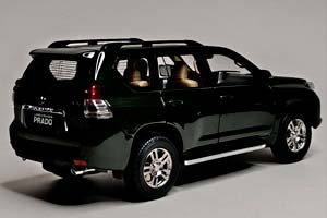TOYOTA LAND CRUISER PRADO 150 GREEN 1:18 — фото 6