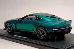 ASTON MARTIN VALOUR GREEN 1:18 GT SPIRIT — фото 2