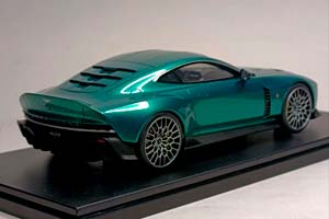 ASTON MARTIN VALOUR GREEN 1:18 GT SPIRIT — фото 4