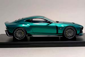 ASTON MARTIN VALOUR GREEN 1:18 GT SPIRIT — фото 5