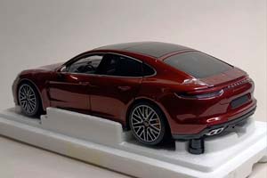 PORSCHE PANAMERA TURBO S 2020 DARK RED 1:18 — фото 3