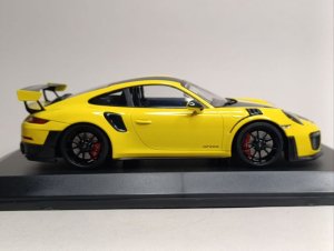 PORSCHE 911 (991.2) GT2 RS 2018 MINICHAMPS 1:18 — фото 5