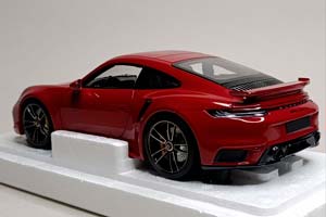 PORSCHE 911 (992) TURBO S COUPE - 2021 1:18 — фото 3