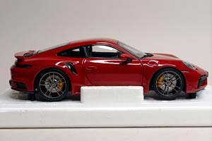 PORSCHE 911 (992) TURBO S COUPE - 2021 1:18 — фото 6