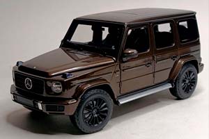 MERCEDES G CLASS 2020 BROWN 1:18 MINICHAMPS