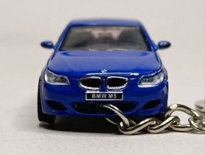 BMW M5 (E60) BLUE 1:64 БРЕЛОК 70 ММ — фото 8