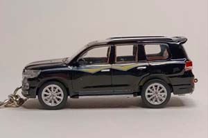 TOYOTA LAND CRUISER 200 БРЕЛОК 1:64 75 ММ — фото 2
