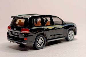 TOYOTA LAND CRUISER 200 БРЕЛОК 1:64 75 ММ — фото 5
