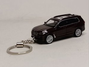 BMW X7 1:64 БРЕЛОК 70 ММ — фото 3
