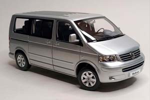 VW VOLKSWAGEN MULTIVAN T5 2003 NOREV 1:18 LIMITED — фото 7