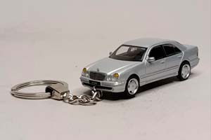 MERCEDES E55 AMG (W210) 1:64 БРЕЛОК 70ММ
