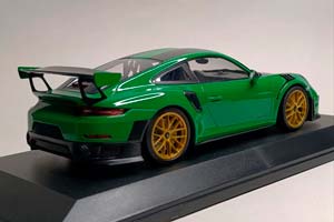 PORSCHE 911 (991 II) GT2 RS 2018 GREEN 1:18 — фото 5