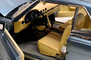 MERCEDES 350 SL (R107) 1977 BLUE 1:18 SUN STAR — фото 8