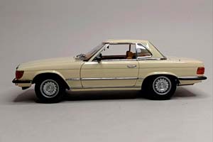 MERCEDES 350 SL (R107) 1977 SUN STAR 1:18 — фото 2