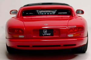 DODGE VIPER RT/10 1992 RED 1:18 GT SPIRIT — фото 2