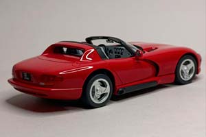 DODGE VIPER RT/10 1992 RED 1:18 GT SPIRIT — фото 3
