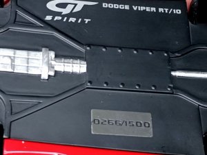 DODGE VIPER RT/10 1992 RED 1:18 GT SPIRIT — фото 6