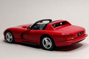 DODGE VIPER RT/10 1992 RED 1:18 GT SPIRIT — фото 8
