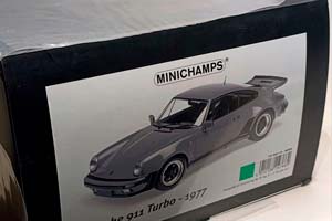 PORSCHE 911 TURBO 1977 GREEN 1:12 MINICHAMPS — фото 9