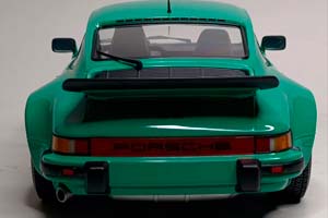 PORSCHE 911 TURBO 1977 GREEN 1:12 MINICHAMPS — фото 4