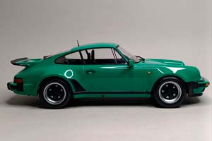 PORSCHE 911 TURBO 1977 GREEN 1:12 MINICHAMPS — фото 6