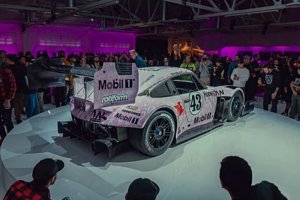 PORSCHE 911 HOONIPIGASUS PIKES PEAK KEN BLOCK 1:18 — фото 8