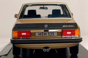 BMW M535I GOLD (E12) NOREV 1:18 — фото 3
