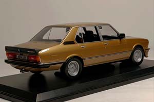 BMW M535I GOLD (E12) NOREV 1:18 — фото 4