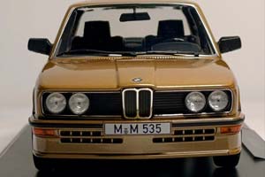BMW M535I GOLD (E12) NOREV 1:18 — фото 7