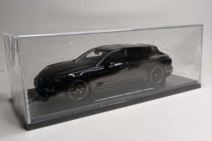 PORSCHE PANAMERA TURBO S SPORT TURISMO 1:18 — фото 4