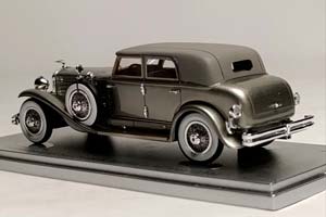 DUESENBERG J TORPEDO BERLINE ROLLSTON 1932 1:43 — фото 3