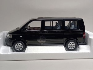 VW VOLKSWAGEN MULTIVAN T5 2003 NOREV 1:18 LIMITED — фото 2