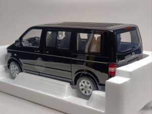 VW VOLKSWAGEN MULTIVAN T5 2003 NOREV 1:18 LIMITED — фото 3