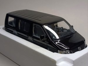 VW VOLKSWAGEN MULTIVAN T5 2003 NOREV 1:18 LIMITED — фото 7
