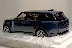 RANGE ROVER 2022 BLUE 1:18 LCD — фото 3