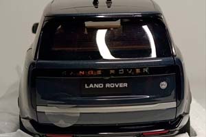 RANGE ROVER 2022 BLUE 1:18 LCD — фото 4