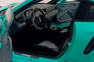 PORSCHE 911 (992) GT3 RS 2024 GREEN 1:18 LIMITED — фото 3