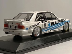 BMW M3 DTM 1988 (E30) MINICHAMPS 1:18 — фото 4