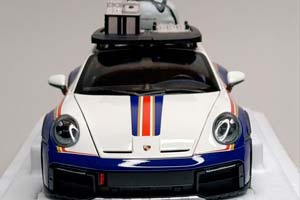 PORSCHE 911 DAKAR 2022 MINICHAMPS 1:18 — фото 7