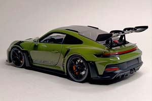 PORSCHE 911 (992) GT3 RS 2024 OLIVE 1:18 LIMITED — фото 4