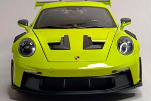 PORSCHE 911 (992) GT3 RS ACID GREEN 1:18 LIMITED — фото 8