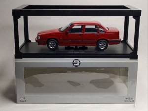 VOLVO 850 GLE 1993 RED 1:18 TRIPLE9 — фото 9