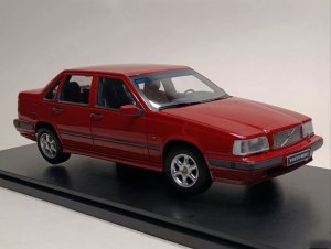 VOLVO 850 GLE 1993 RED 1:18 TRIPLE9 — фото 6