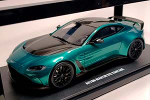 ASTON MARTIN V12 VANTAGE COUPE 2003 GT SPIRIT 1:18